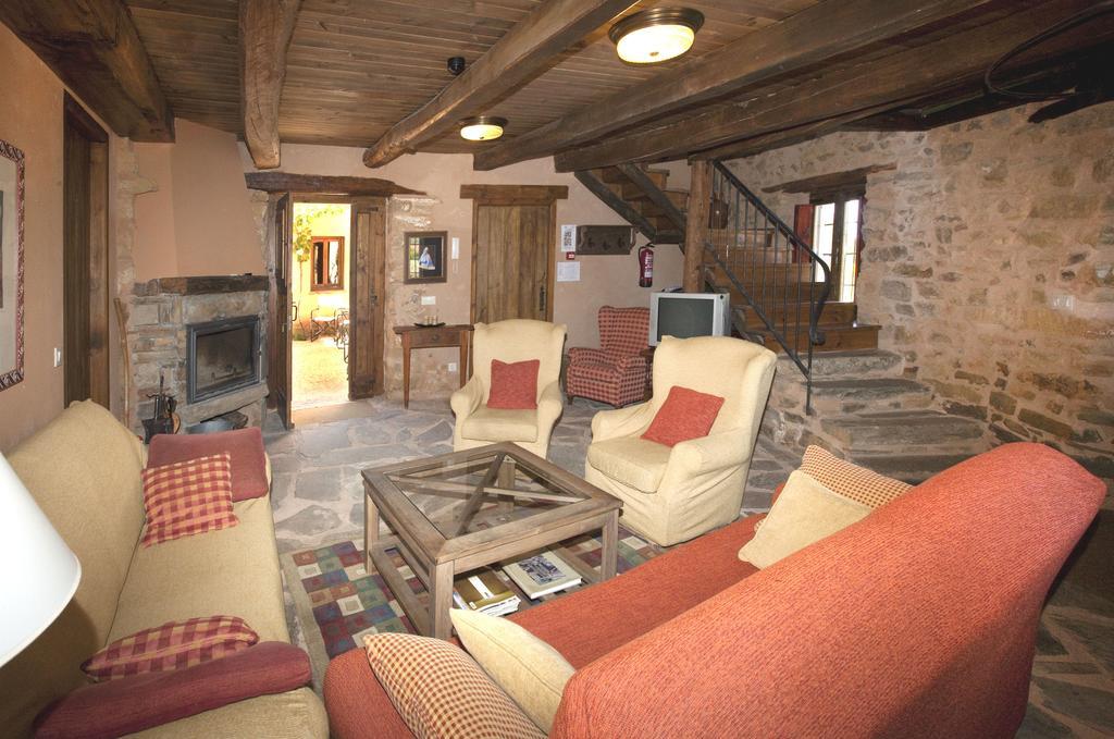 Casa Rural Las Aguedas Муриас-де-Речивальдо Экстерьер фото
